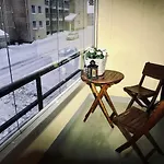 City L Near Snowcastle, 2 Rooms, Kitchen, Glazed Balcony, Free Parking On Street 아파트 *