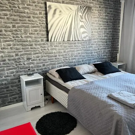 City L Near Snowcastle, 2 Rooms, Kitchen, Glazed Balcony, Free Parking On Street * Κέμι
