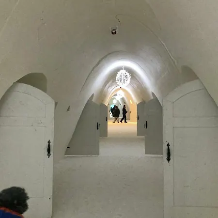 Appartamento City L Near Snowcastle, 2 Rooms, Kitchen, Glazed Balcony, Free Parking On Street