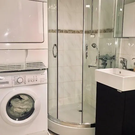 City L Near Snowcastle, 2 Rooms, Kitchen, Glazed Balcony, Free Parking On Street アパート